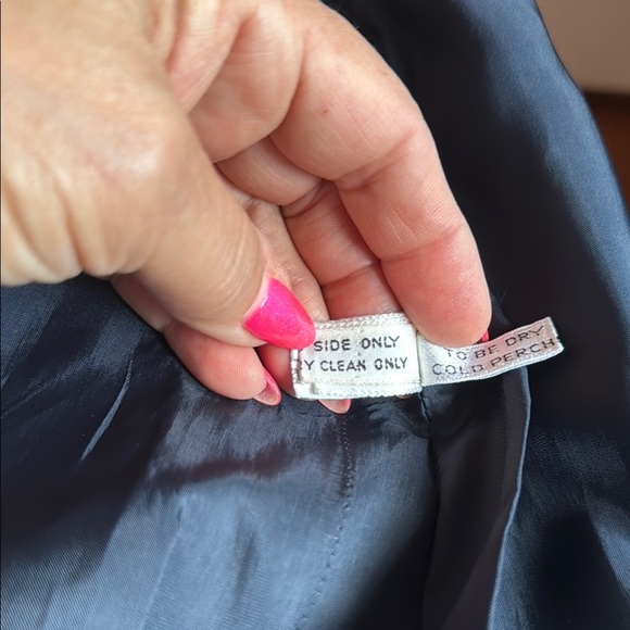 Like New!! Emilio Pucci Blue and Black Skirt with Retro Print 🤩 STUNNING 🤩 - Picture 10 of 15